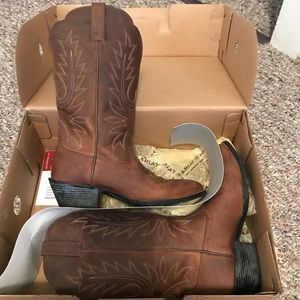 Women’s Ariat boots
